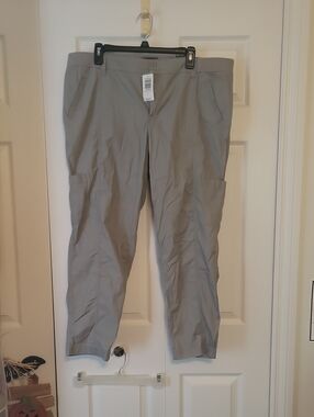 torrid Light Gray Crop Cargo Pants